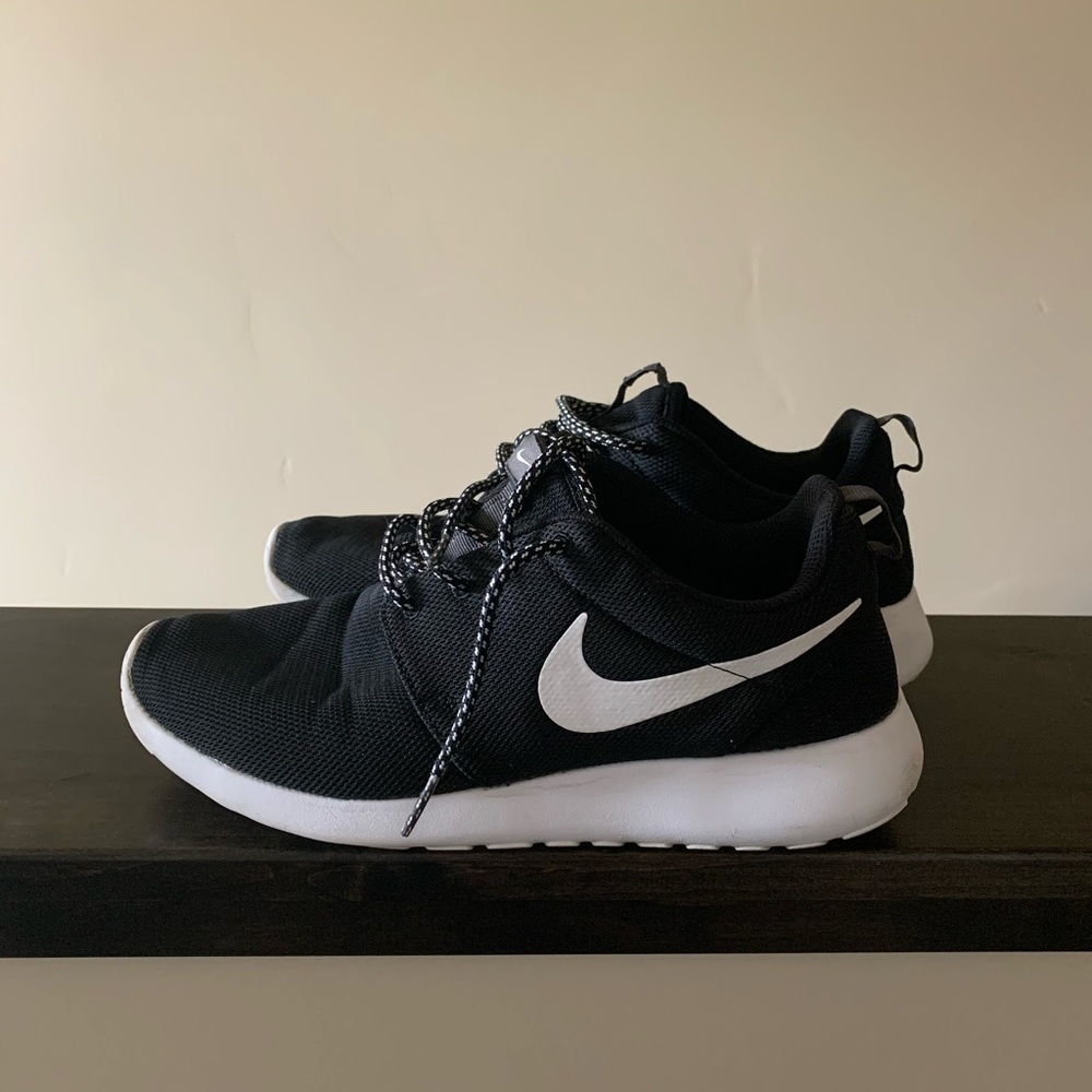 Women’s Nike Roshe